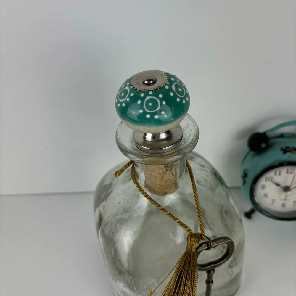 Vintage-Look- decor set-bottle & clock-aqua color